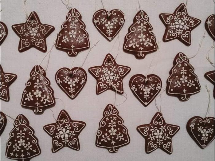 Gingerbread cookie Christmas tree ornaments