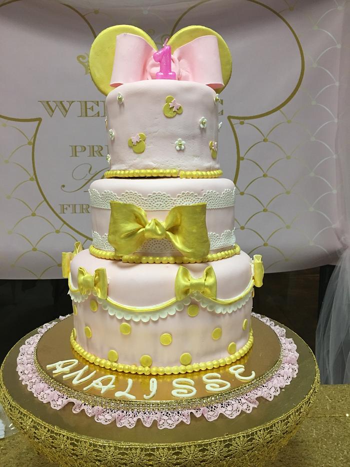 Baby Minnie First Birthday Cake