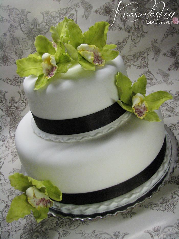 Orchards wedding cake