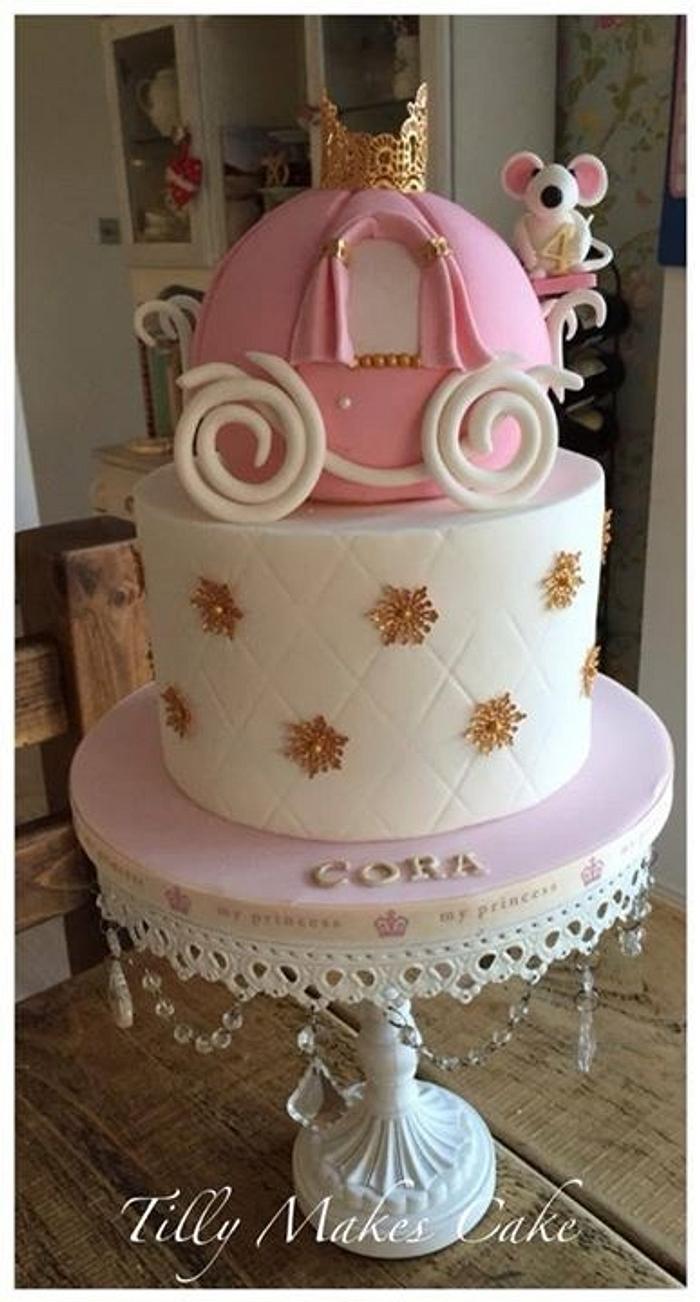 Princess carriage cake 