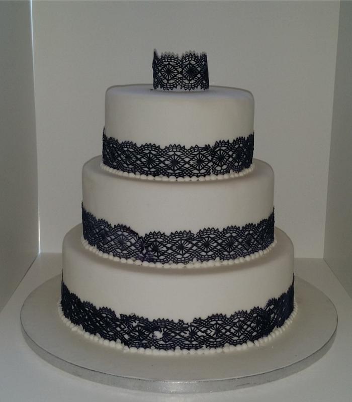 Black and white lace cake