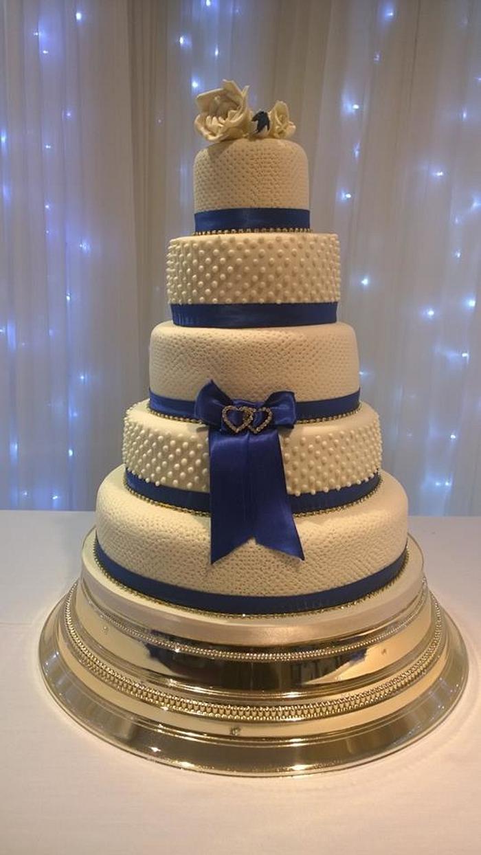 Ivory polka dot wedding cake
