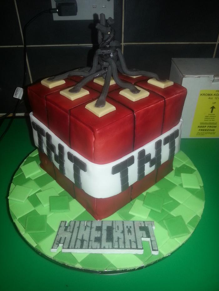 minecraft tnt cake