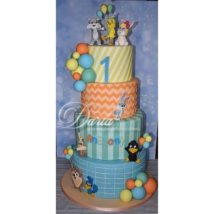 Baby Looney Tunes cake - Decorated Cake by Daria Albanese - CakesDecor