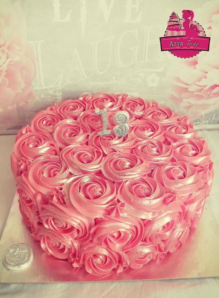 Pink rosses butercream cake