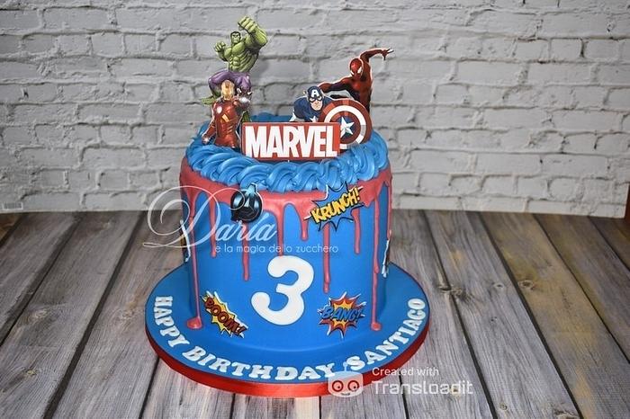 Marvel Heroes drip cake