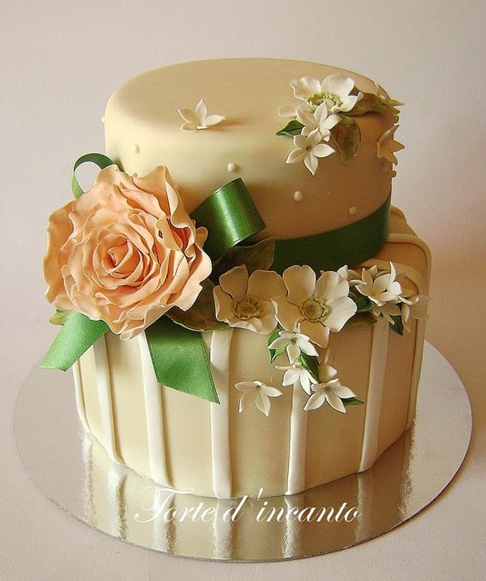 Anemones, rose and jasmine cake