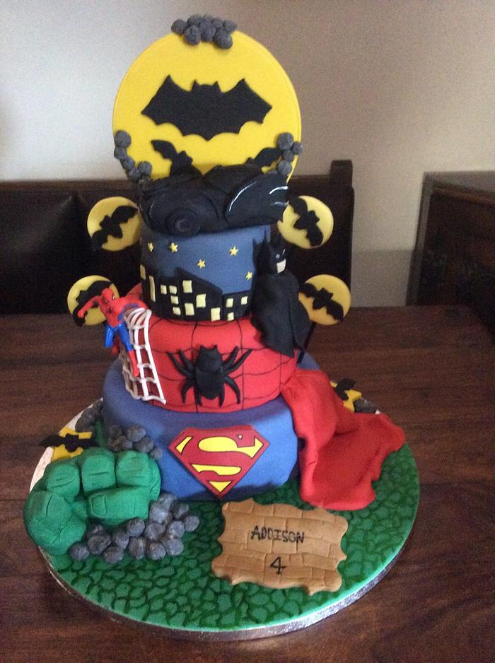 Super heroes cake   