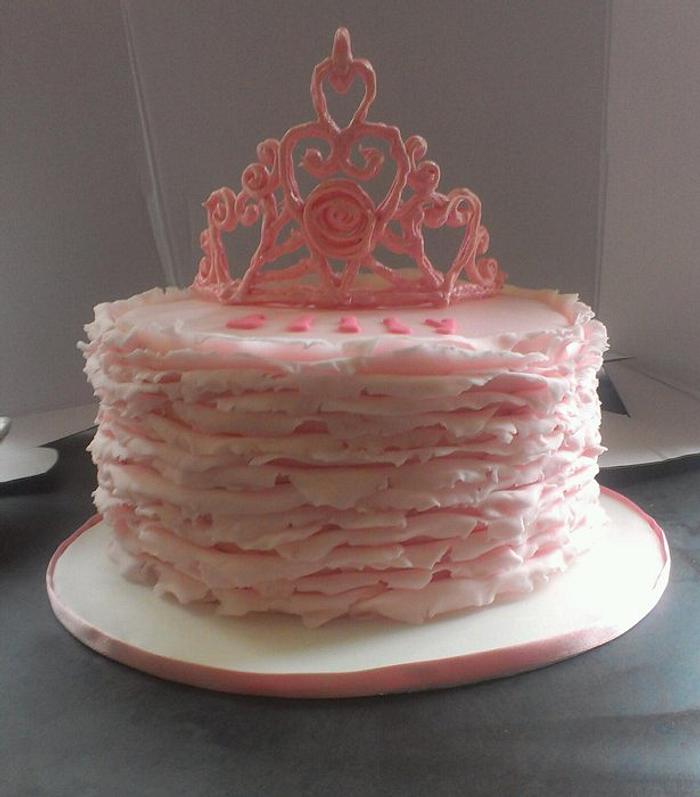 Princess tiara ruffle cake