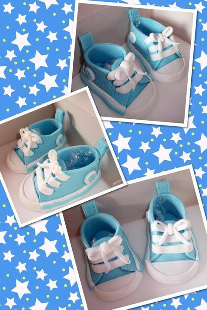 Converse style baby shoes
