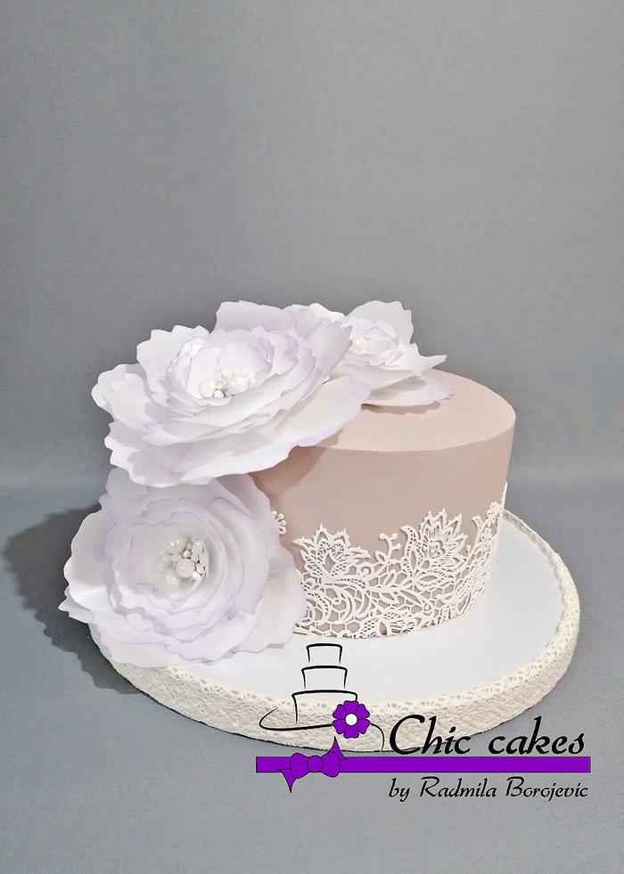 Cake with lace