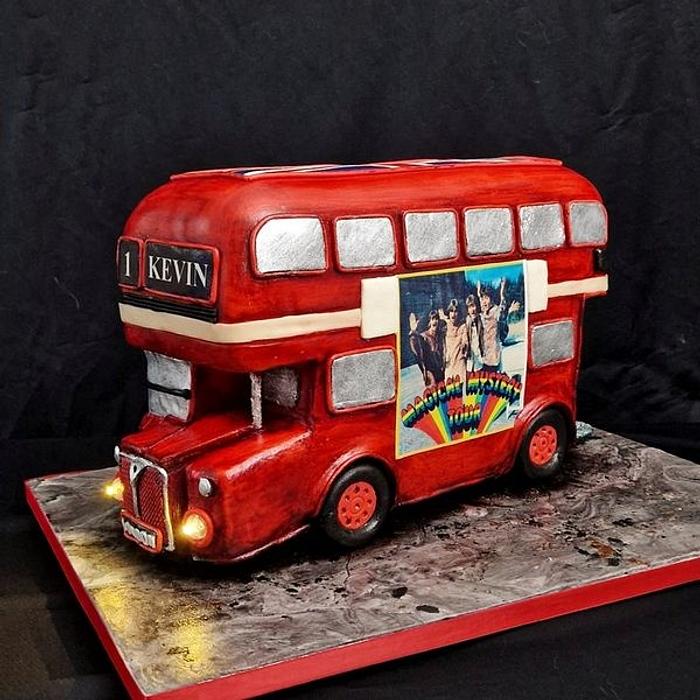 London Bus Cake