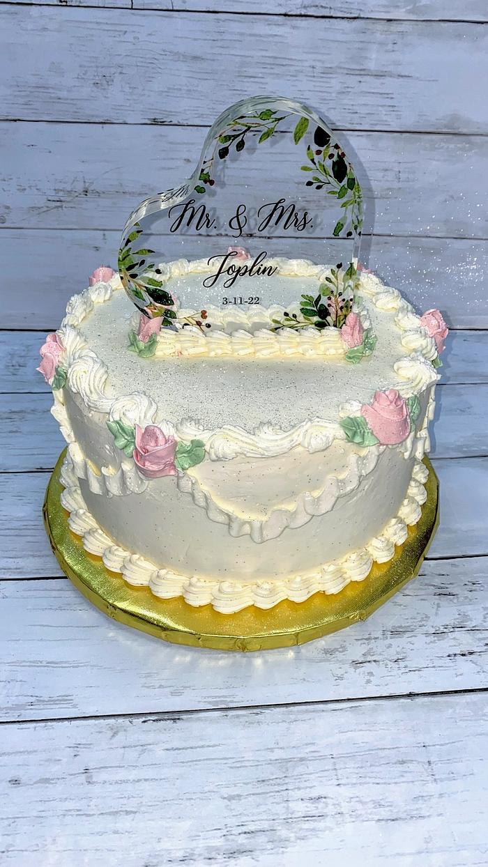 Old fashioned wedding cake