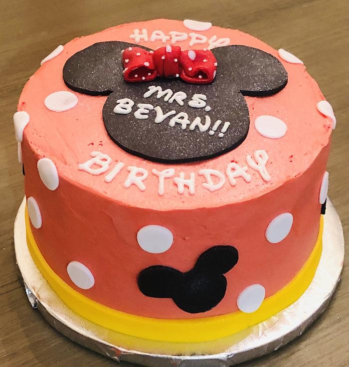 Mini Minnie Birthday Cake