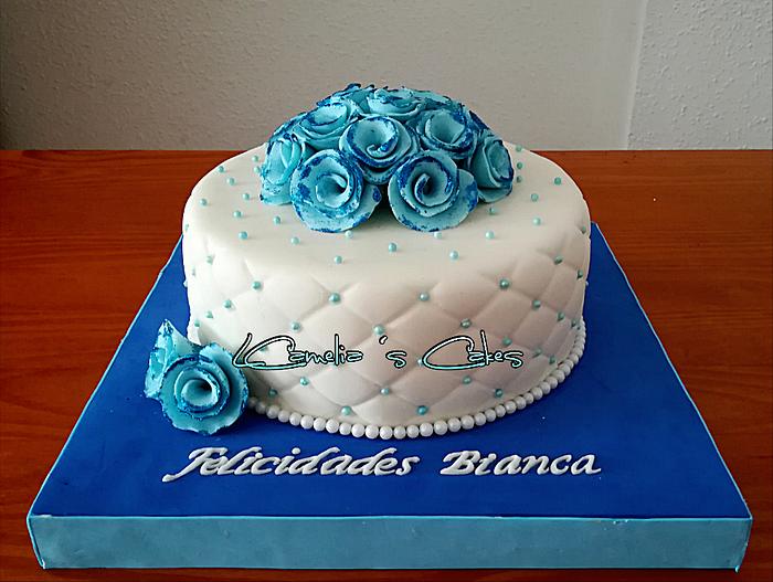 BLUE ROSES CAKE
