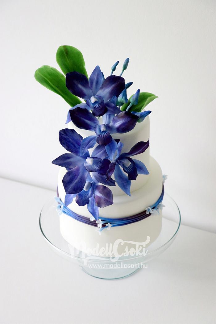 Blue orchid cake 