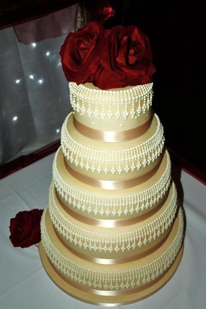 HAND PIPED WEDDING CAKE