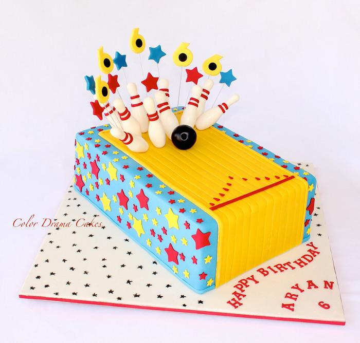 Bowling themed cake