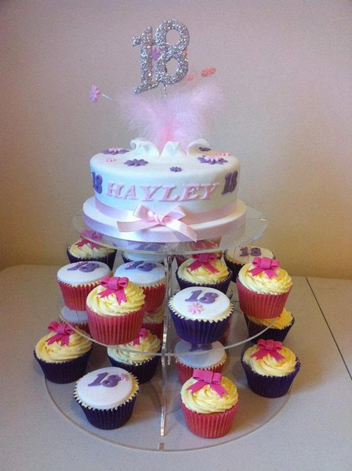 Pretty cupcakes & matching top cake