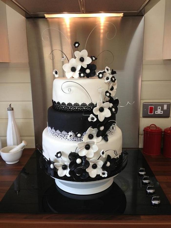 black and white wedding cake 