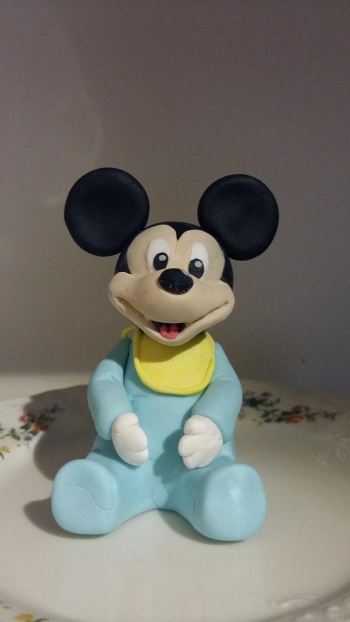 Baby Mickey caketopper