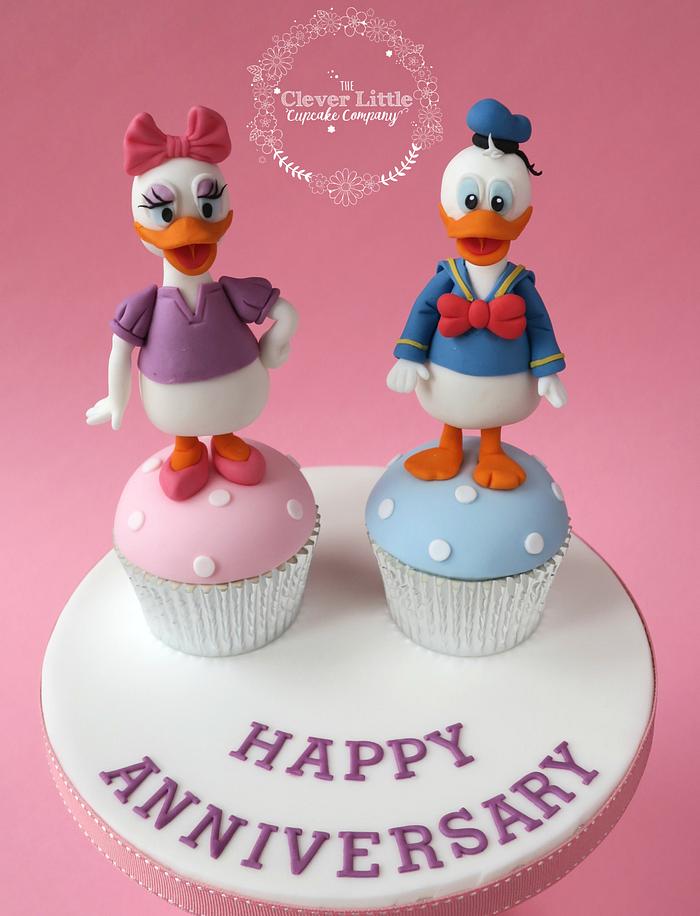 Donald & Daisy Duck Cupcakes