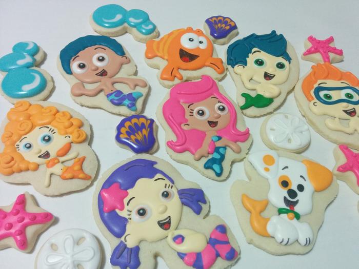 Bubble Guppy character cookies