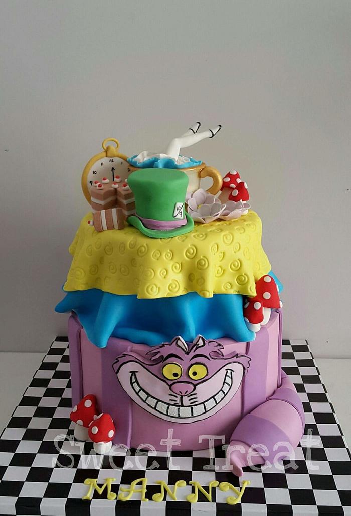 Alice in wonderland cake