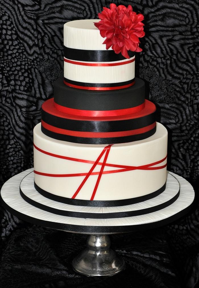 Modern black and white wedding cake