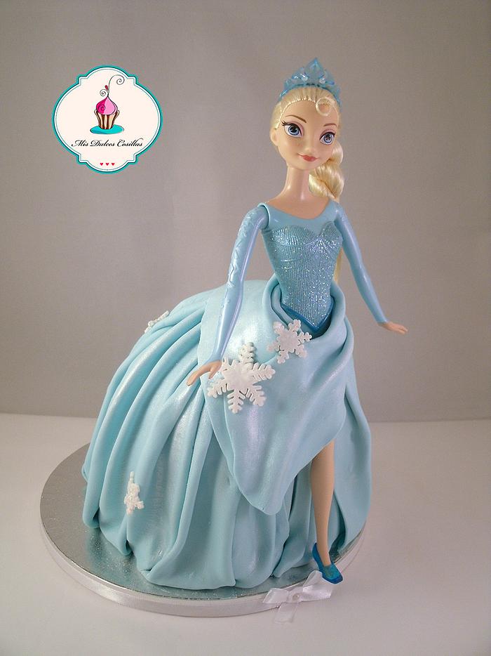 frozen pie doll