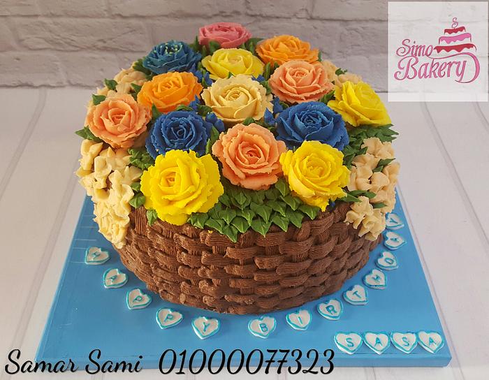Buttercream rose basket cake