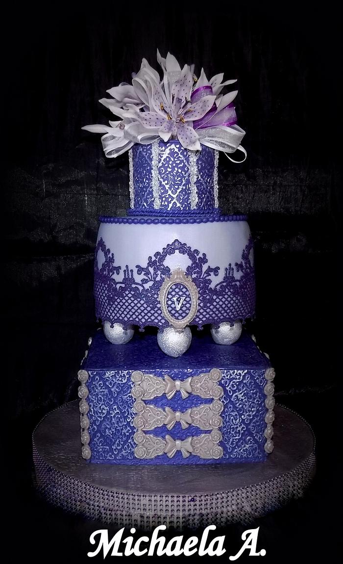 Violet cakes