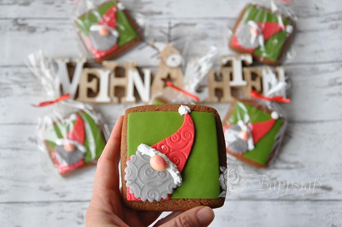 Gnome-Gingerbread-Cookies