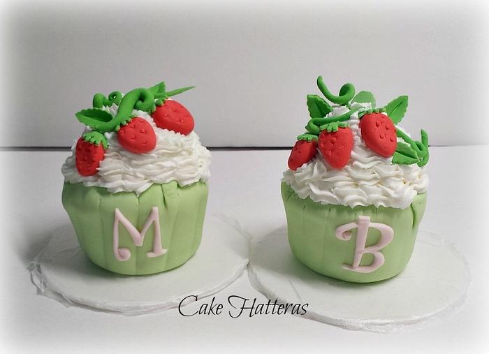 Twin Cupcakes