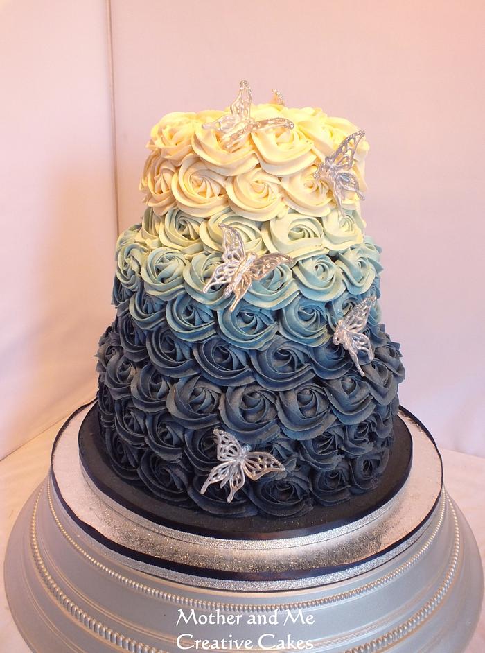 Buttercream Rose Swirl Wedding Cake