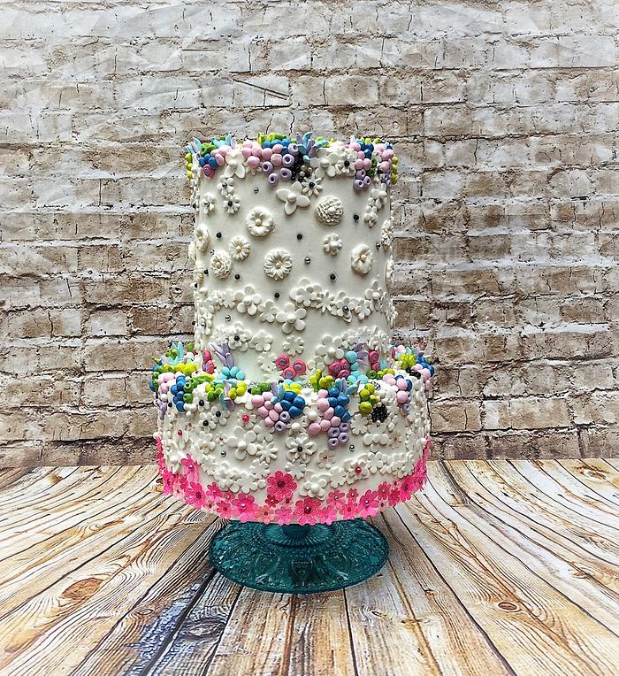 Coral pearl beaded cake