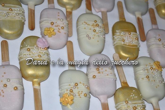 white, pink and gold cakepopsicles