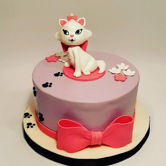 Sweet cat for mammy