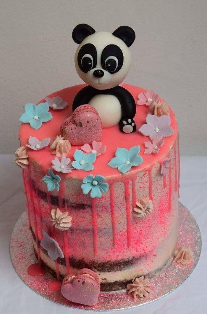 Panda 🐼 cake 