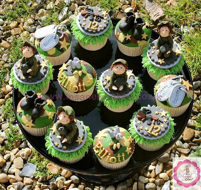 Army Camouflage Celebration Cupcakes