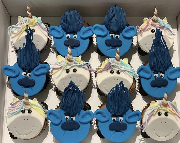 Unicorns & Trolls Cupcakes
