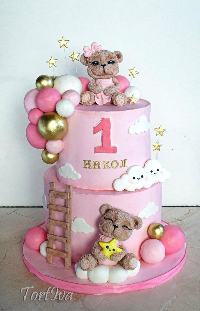 Pink cake with Teddy Bears