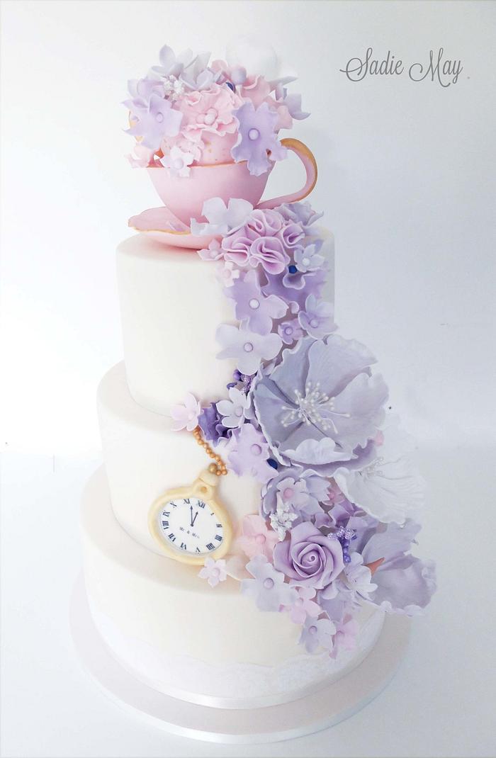 dusky lilac and pinks wedding cake 