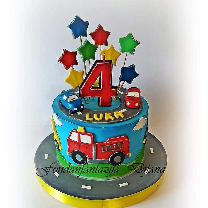 Kids vehicle cake
