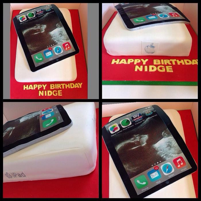iPad baby scan cake