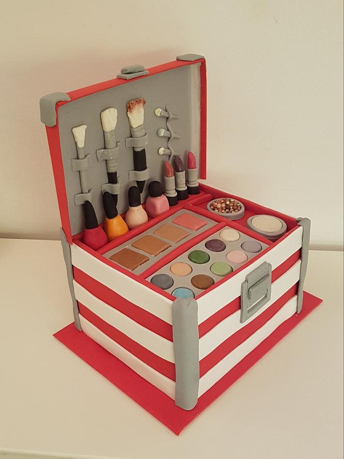 make-up box cake
