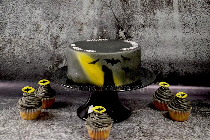 Adult Batman cake