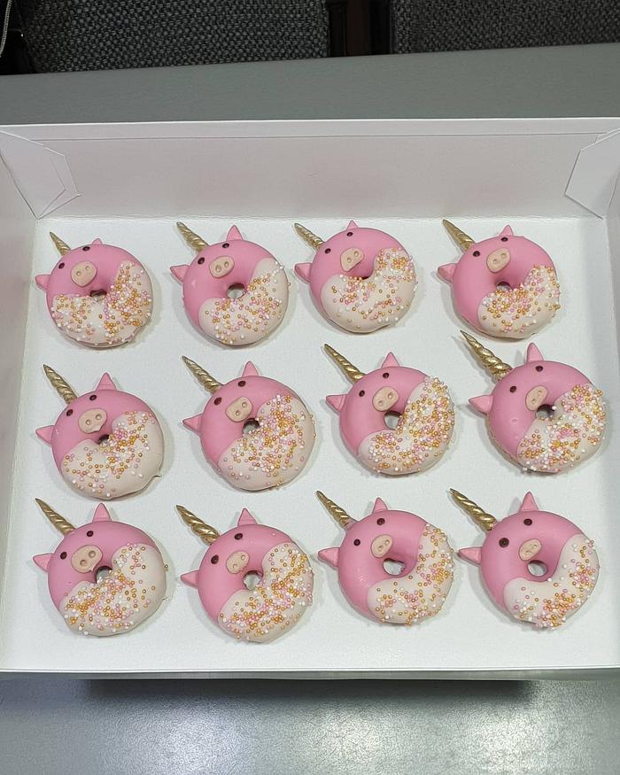 Donuts pig unicorn