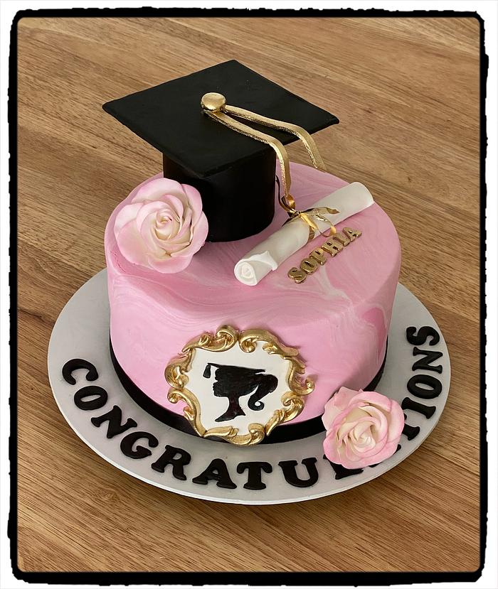 Pretty in Pink graduation cake 