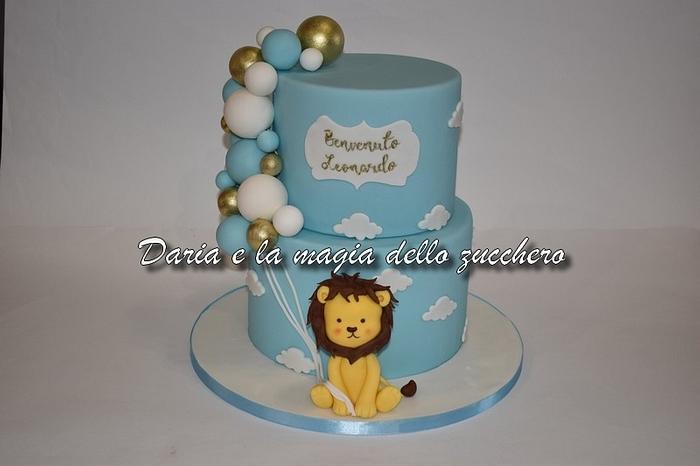 Baby lion balloon cake